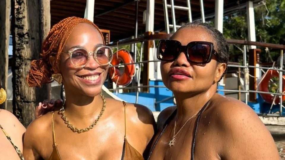 Karol Conká curte aniversário de Gaby Amarantos no Pará; veja