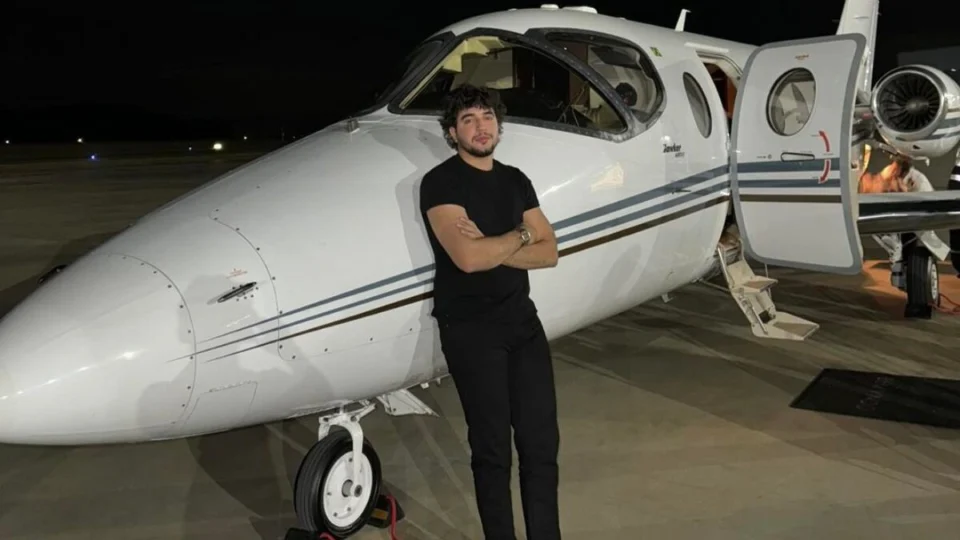 Nattanzinho compra jatinho avaliado em R$ 35 milhões; veja fotos