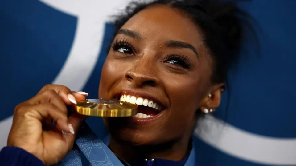 Simone Biles: atleta tem filme, documentário e biografia digital; veja