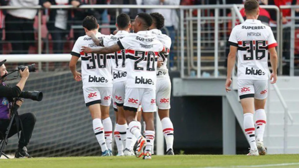 Libertadores 2024: onde assistir ao vivo São Paulo x Botafogo hoje (25)