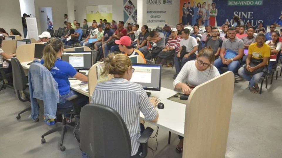 Sines do AM oferecem 670 vagas de emprego nesta terça (24)