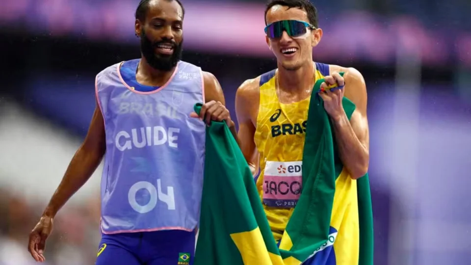 Paralimpíadas 2024: Yeltsin Jacques é bicampeão e bate recorde mundial