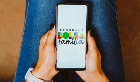 Saiba como consultar o Bolsa Família pelo telefone da Caixa