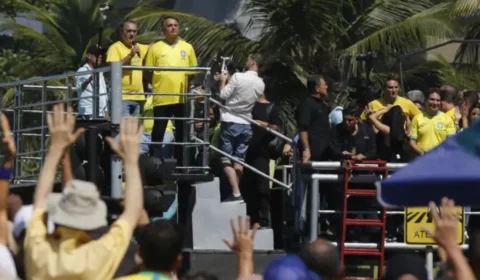 Bolsonaro e Malafaia em ato contra Moraes neste sábado (7)