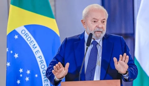 Presidente Lula veta uso do vale-cultura para eventos esportivos