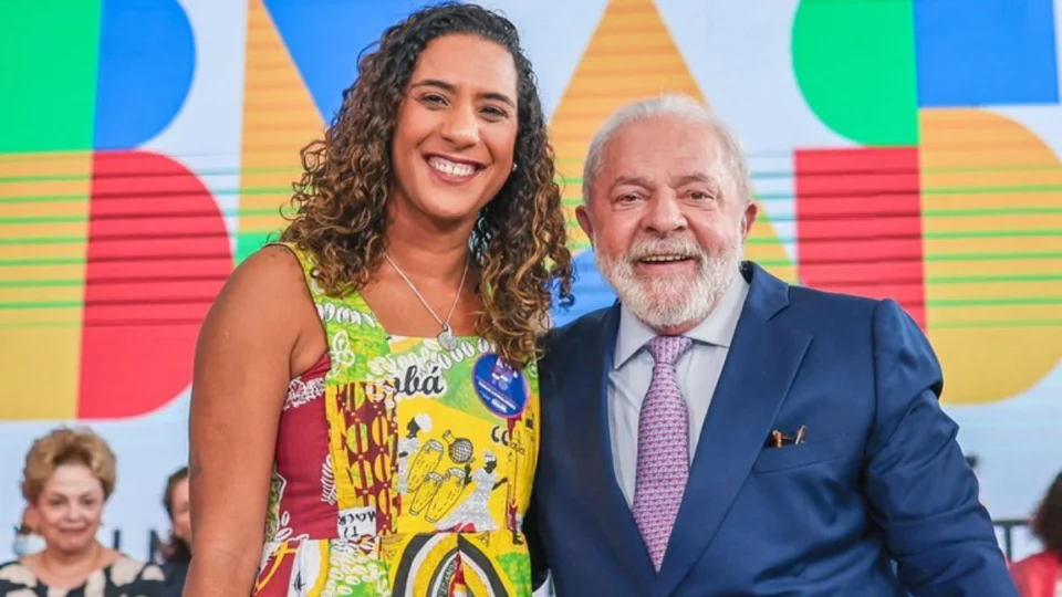 Lula vai conversar com Anielle antes de decidir futuro de Silvio