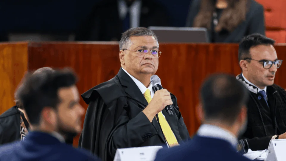 Dino rejeita recurso da AGU para emendas parlamentares