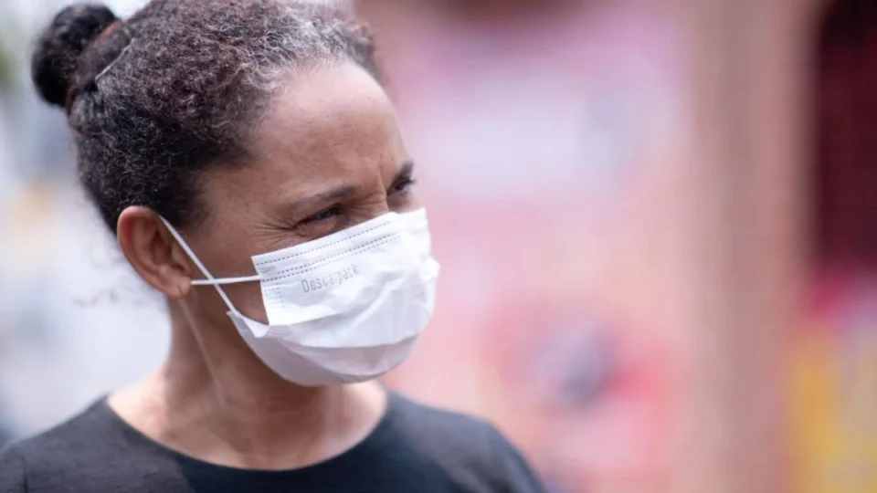 Quando procurar atendimento médico por efeitos da fumaça?