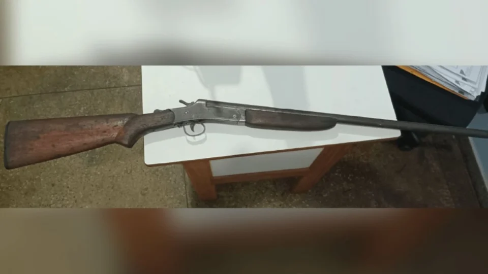 Mulher suspeita de traição e mata marido a tiros após ler mensagens em celular no AM