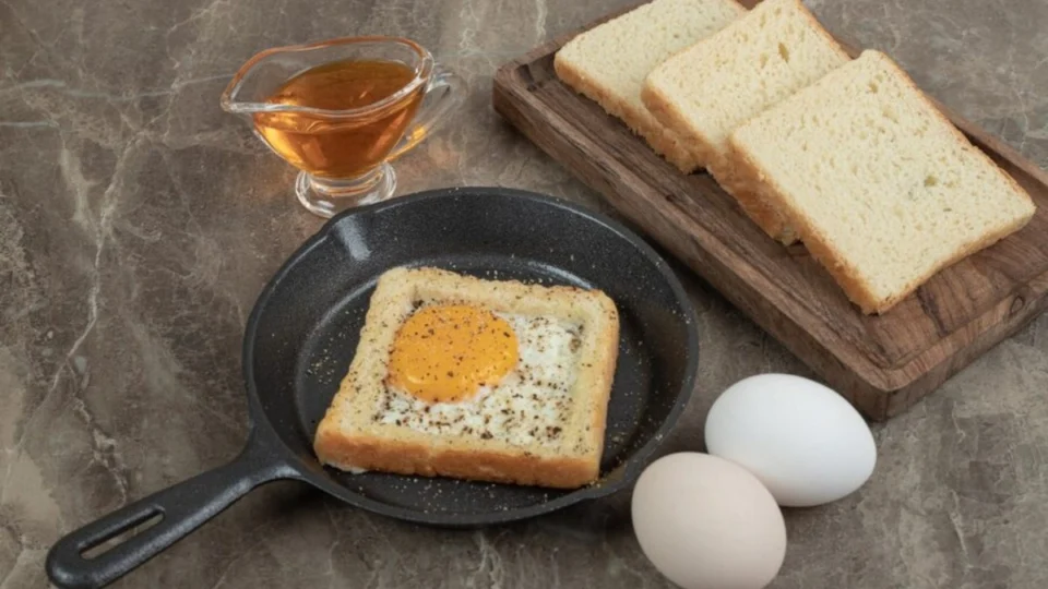 Pão com ovo faz bem para a dieta? Saiba se é saudável