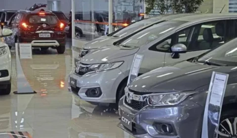 Venda de veículos aumenta em agosto com 237,4 mil carros emplacados