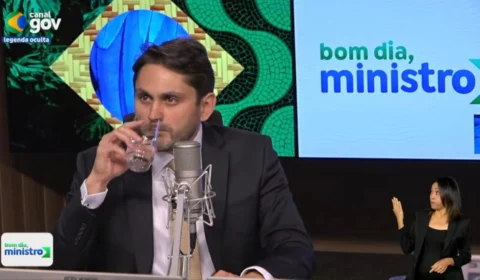 Governo pode suspender a Starlink no Brasil após volta do X