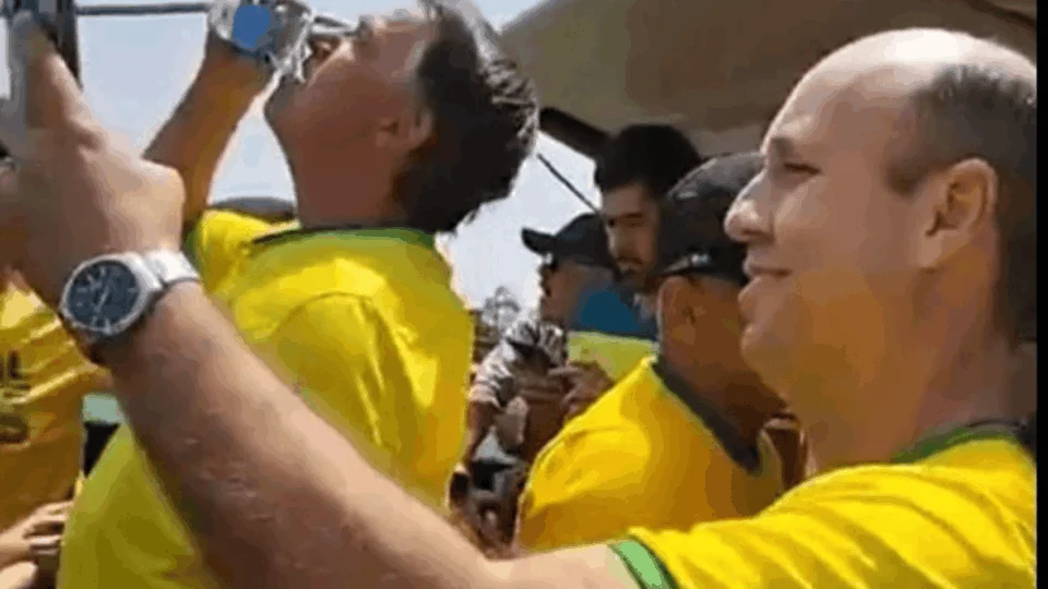 Eleições: Bolsonaro impulsiona campanha de políticos no entorno do DF