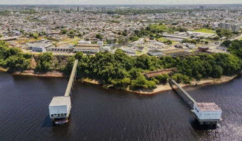 Seca no Amazonas: Bombas flutuantes vão manter fornecimento de água em Manaus