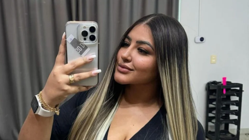 “Deolane de Palmas” se manifesta sobre acusações