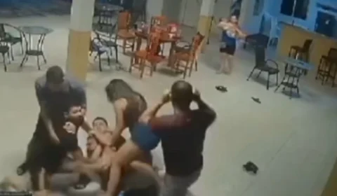 VÍDEO: homem leva socos em briga de condomínio em Manaus