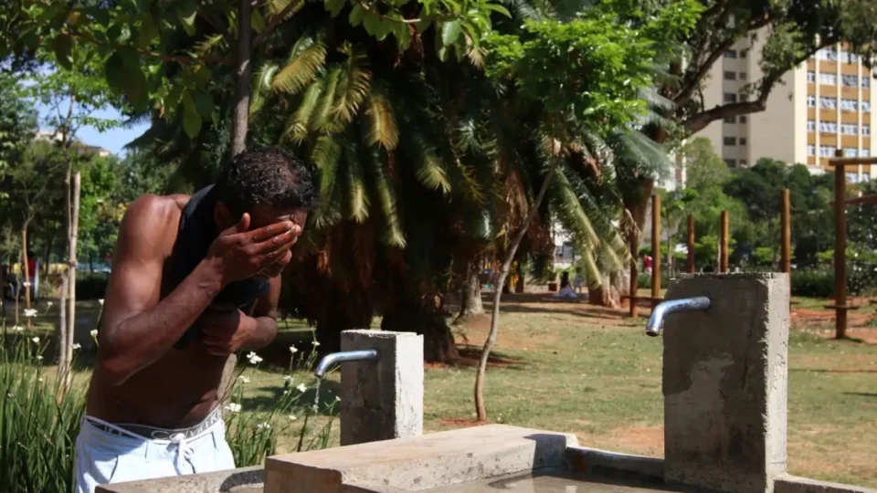 Alerta vermelho: DF e nove estados estão em perigo por causa do calor