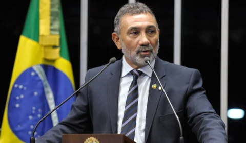 Justiça bloqueia contas do ex-senador Telmário Mota para pagamento de multa por ofensa a senador
