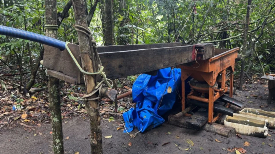 Terra Yanomami: exército destrói 18,5 toneladas de cassiterita em operação