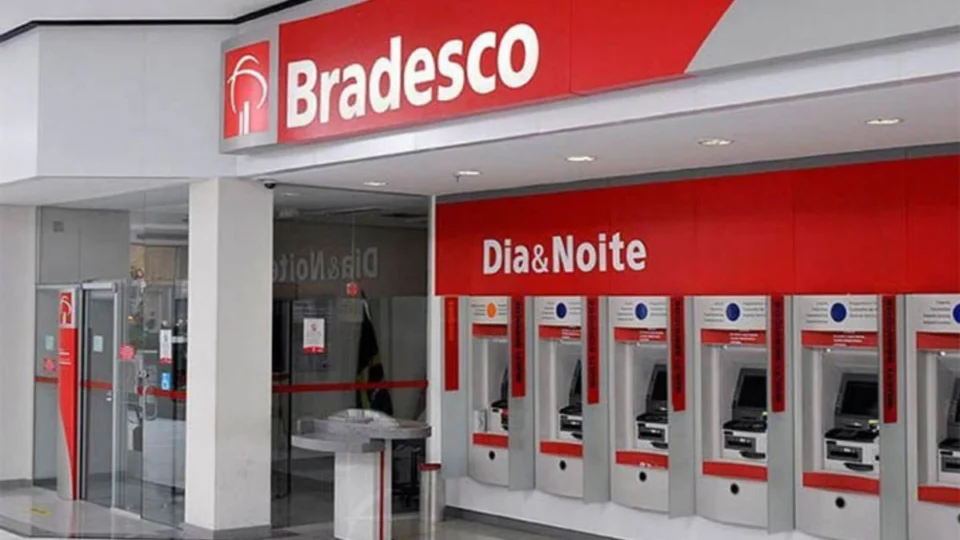 Bradesco desmente rumores e afirma que não existe negociação de compra pela JBS