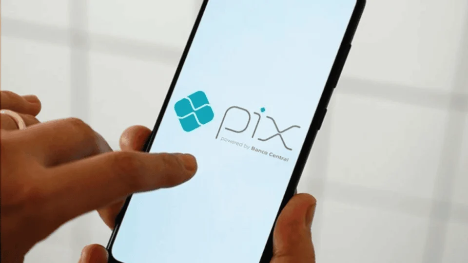 Pix: Banco Central informa vazamento de dados de 1,3 mil chaves