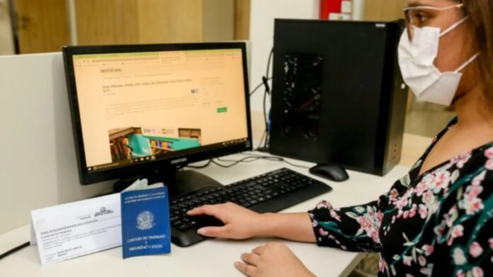 Sines AM: confira as vagas e cargos disponíveis nesta terça (1)