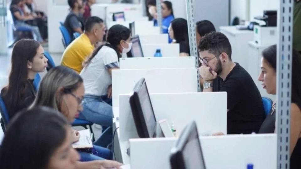 Sines ofertam 635 oportunidades nesta sexta (11) em Manaus; veja