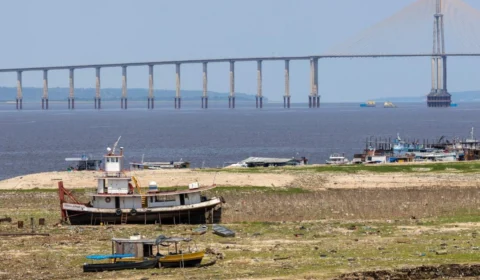 Nível do Rio Negro não apresenta queda pelo 2º dia consecutivo