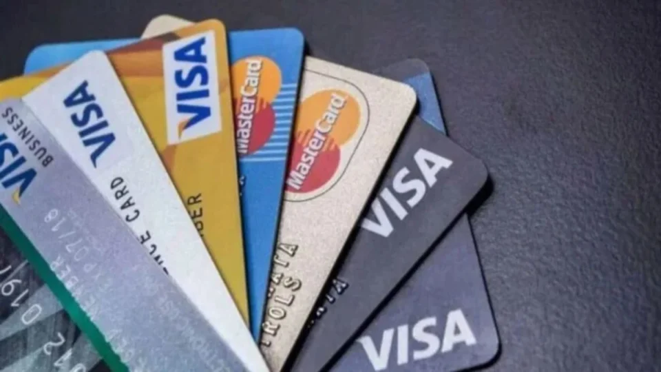 Cartões de crédito para MEIs: descubra os melhores bancos para crédito