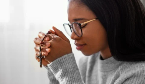 Como Nossa Senhora Aparecida se tornou padroeira?