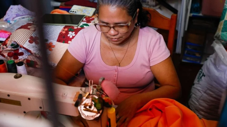 Crédito Solidário: entenda como funciona e saiba como se inscrever no AM