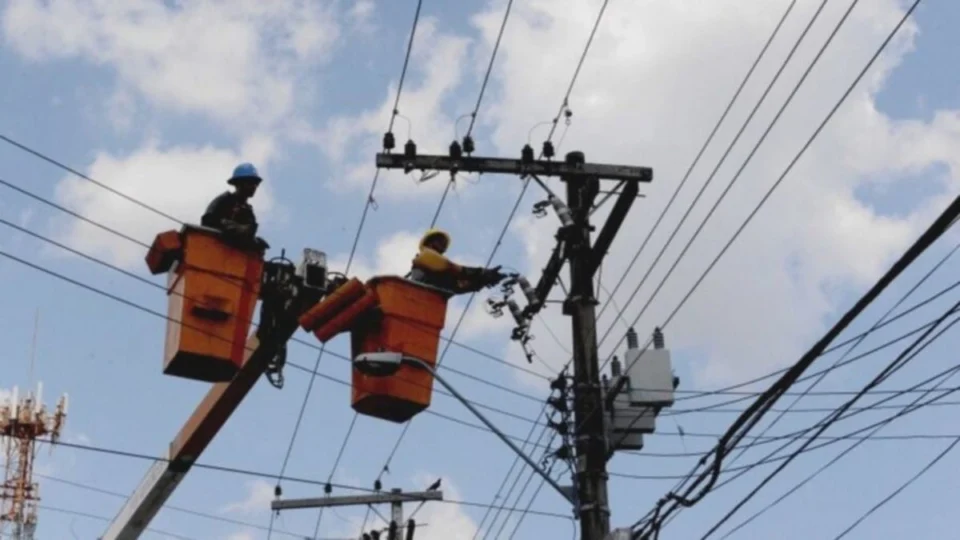 Dez bairros devem ficar sem energia hoje (29/10) em Manaus; confira