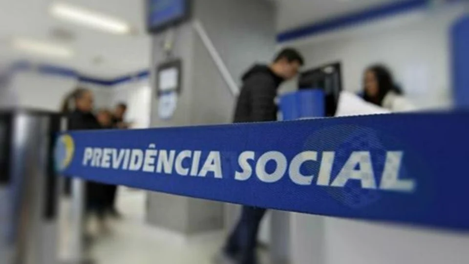 Reajuste do INSS para aposentados e pensionistas: correção para 2025