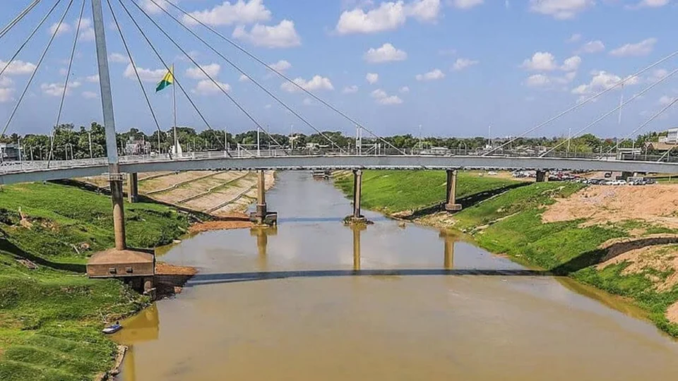Nível do Rio Acre volta a baixar após atingir a marca de dois metros; entenda