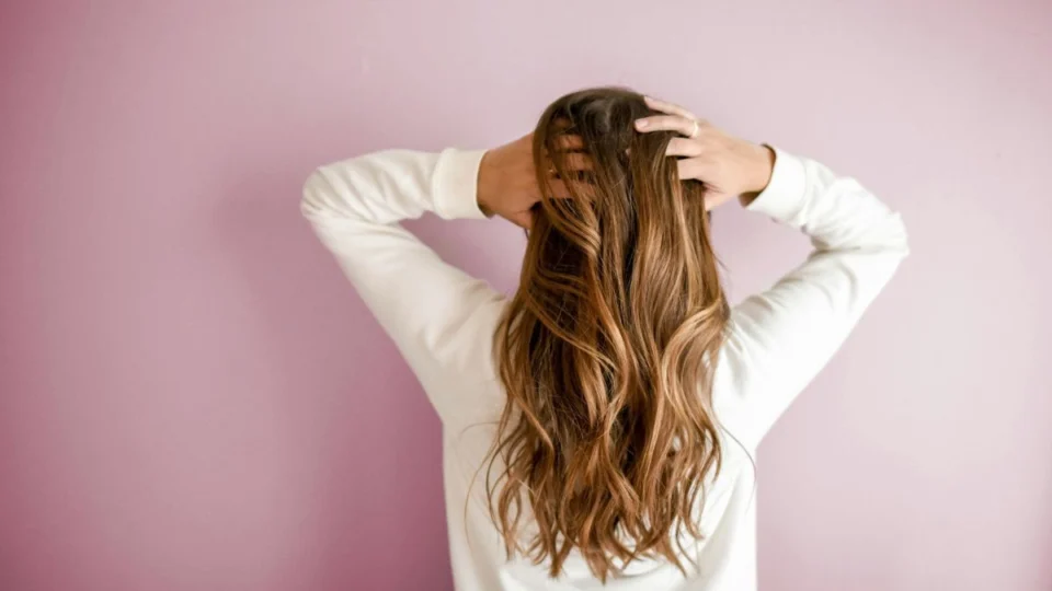 Dicas para o cabelo crescer mais rápido e saudável: aprenda 6 truques