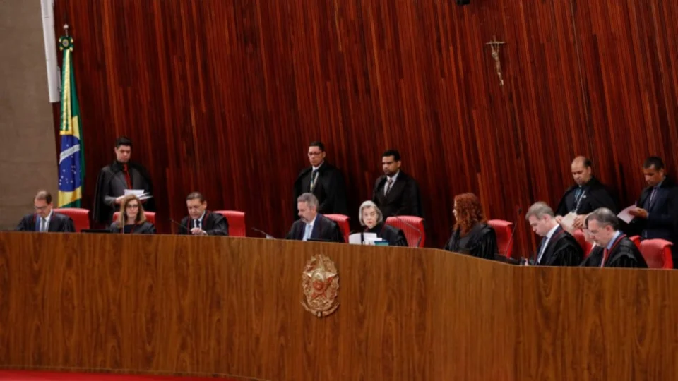 TSE absolve acusações do governador e vice de Rondônia por falta de provas