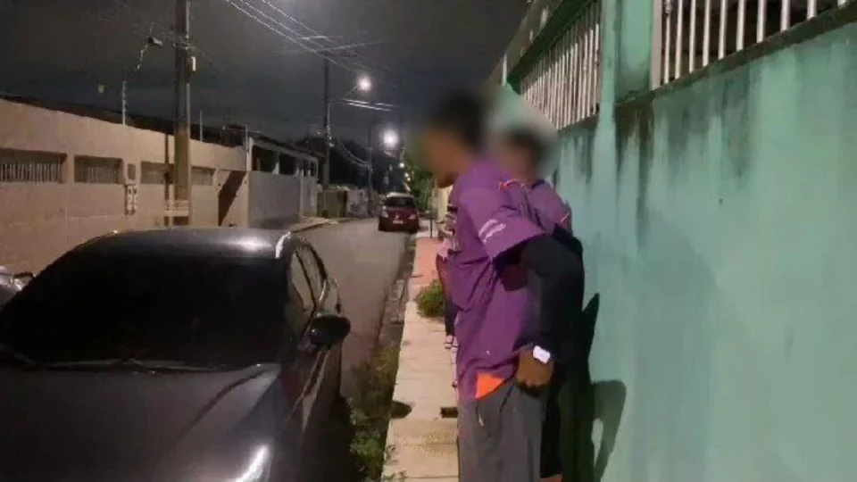 Técnico da Vivo é ameaçado com arma no Alvorada em Manaus; veja vídeo
