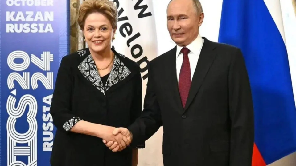 Putin elogia trabalho de Dilma Rousseff à frente do Brics