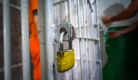 Nordestina vai para Brasília encontrar paquera de aplicativo e é mantida em cárcere privado