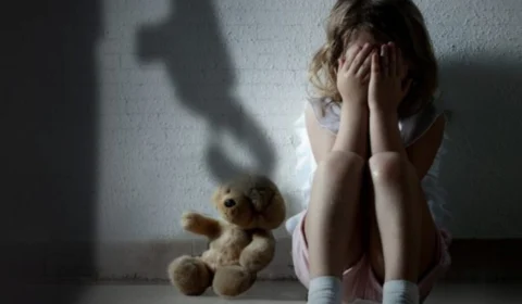 Crianças vivem nas ruas após sofrerem maus tratos pela avó em Rondônia