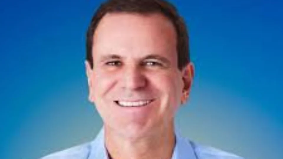 Eduardo Paes é reeleito prefeito do Rio de Janeiro