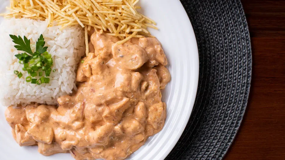 Receitas de estrogonofe para fazer durante o fim de semana