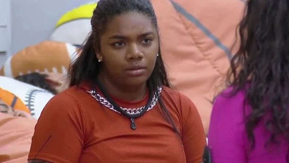 ‘A Fazenda 16’: Record se pronuncia sobre coceira intíma de Raquel Brito