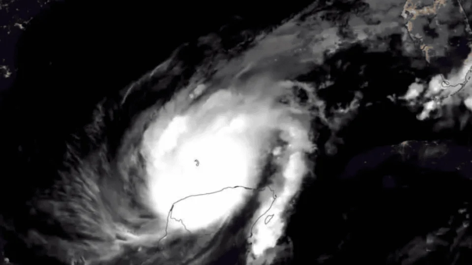 Furacão Milton é a tempestade mais poderosa do planeta em 2024