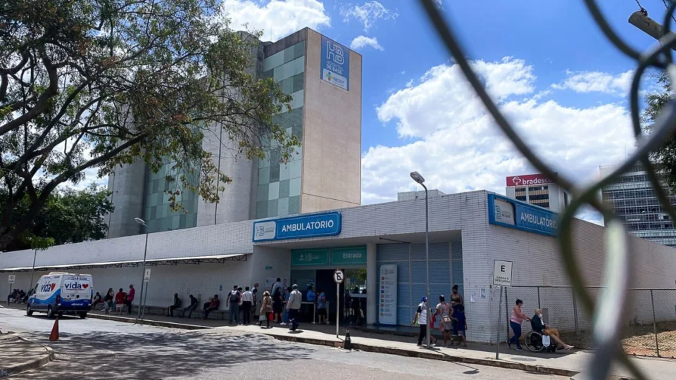 Menino de 10 anos baleado em tiroteio no DF recebe alta da UTI