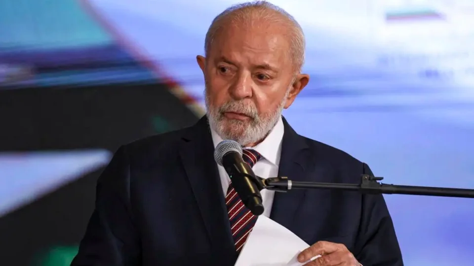 Lula teve traumatismo craniano, mas médico garante: ‘está tudo bem com o presidente’