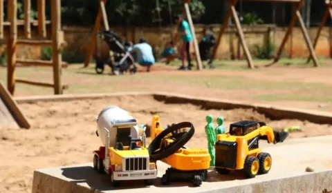 Pessoas com autismo poderão ter vagas reservadas em estacionamentos