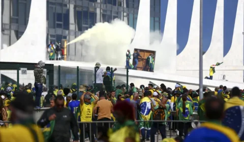 Justiça da Argentina ordena prisão de 61 foragidos brasileiros do 8 de janeiro; dois já estão presos