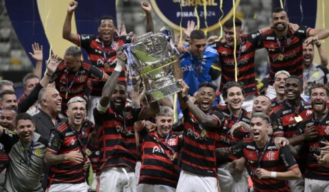 Flamengo vence o Atlético-MG e conquista o pentacampeonato da Copa do Brasil