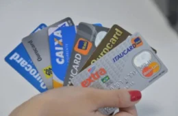 Banco libera cartão de crédito com isenção de 1 ano na anuidade; saiba mais